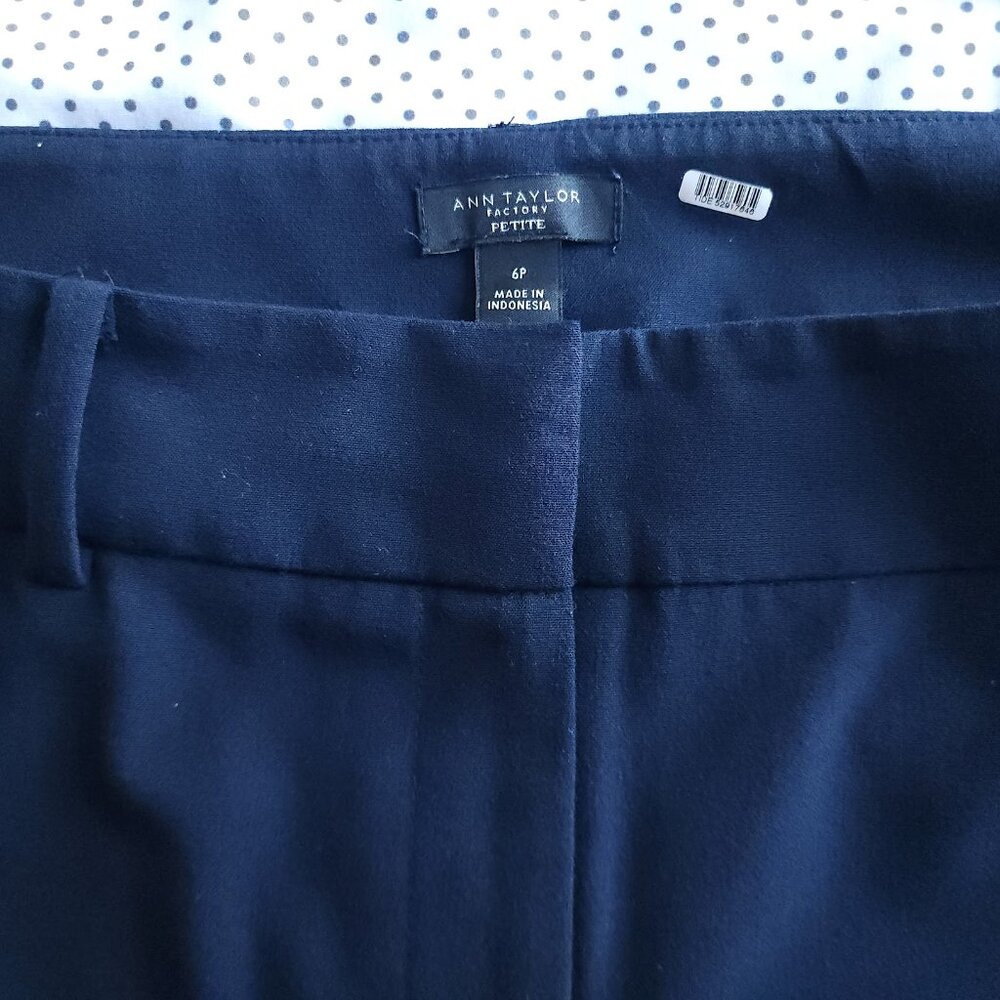 Ann Taylor Factory Petite Suit Separates Navy Straight Ankle Pants - Picture 3 of 3